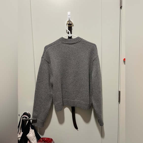 NWOT DOEN Geonna Cashmere V-neck Sweater in Morning Mist Gray - Picture 9 of 12